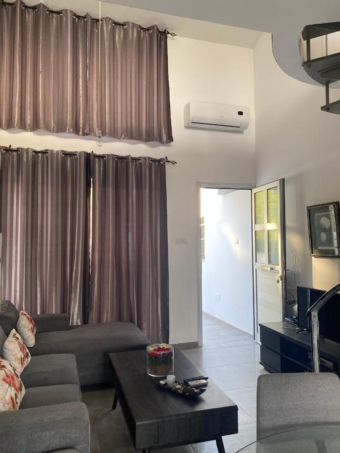 Cosy Apartment In The Heart Of Kato Paphos Luaran gambar