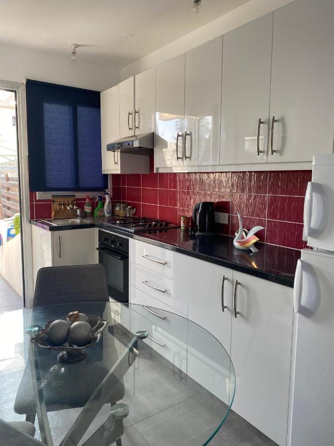 Cosy Apartment In The Heart Of Kato Paphos Luaran gambar